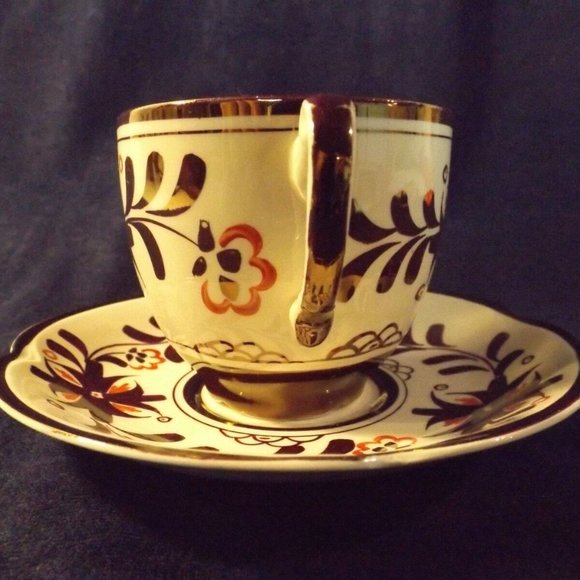 Gray's Pottery Stroke-on-Trent England hand painted Tea Cup and Saucer - Picture 5 of 8